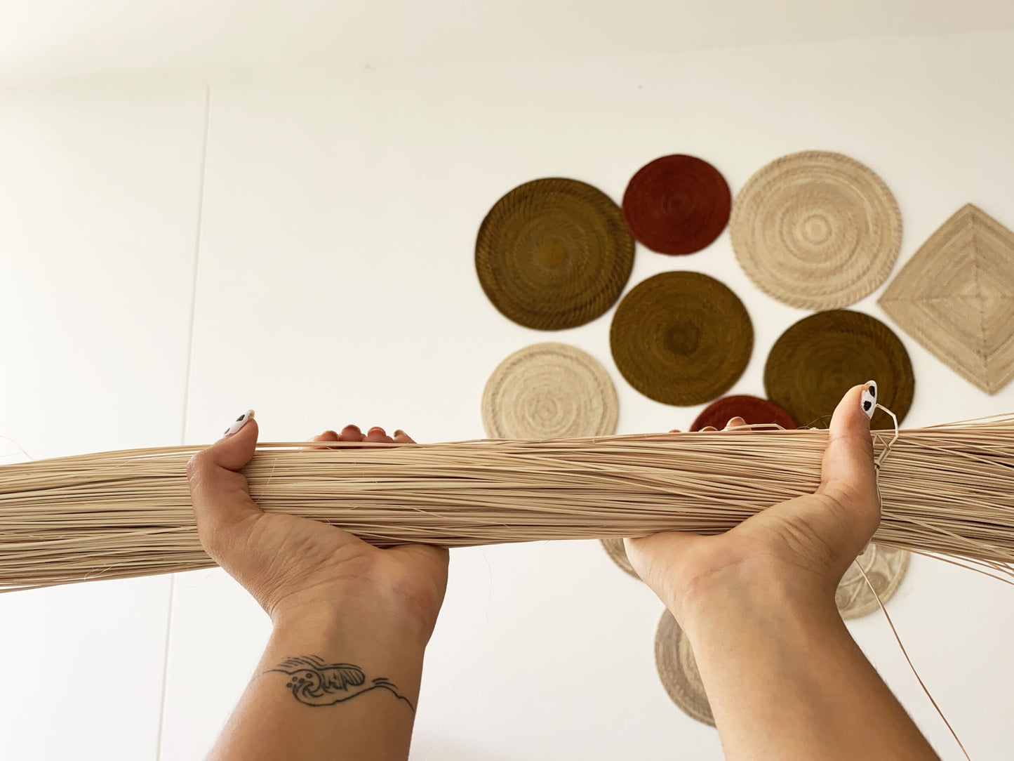Natural Fiber Beige Iraca/Raffia Bunch