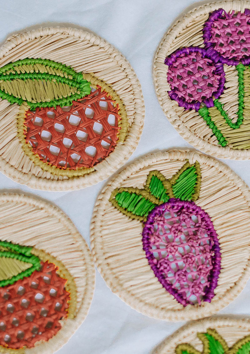 Handwoven stylish fruit coasters