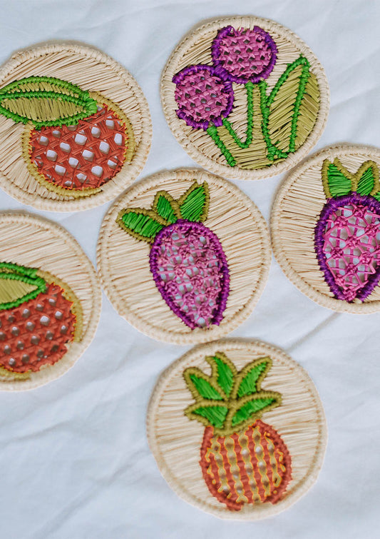 Handwoven stylish fruit coasters