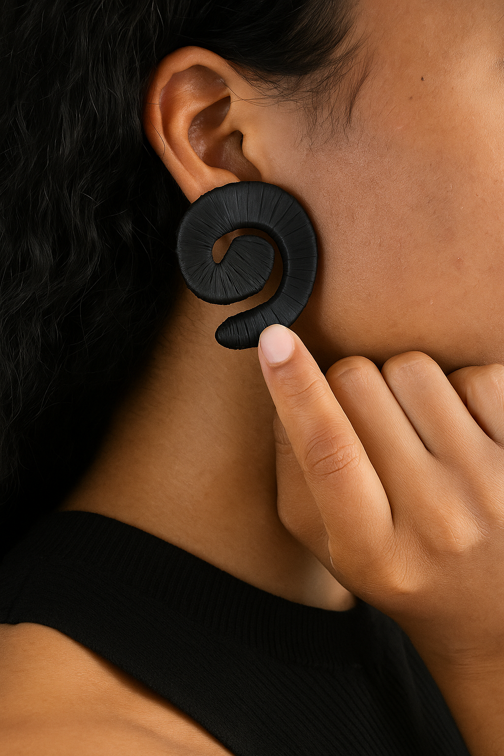 Parisian spiral studs earrings